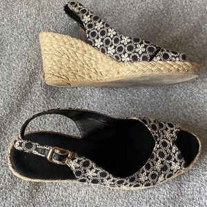Liz Claiborne Tahiti Espadrilles Wedge Sandals